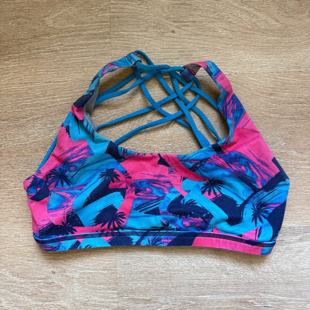 Born Primitive Vitality Sports Bra Official WZA Edition Pink Palm Medium